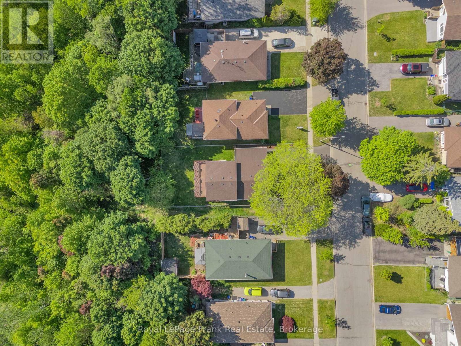 576 ANNANDALE STREET - 12