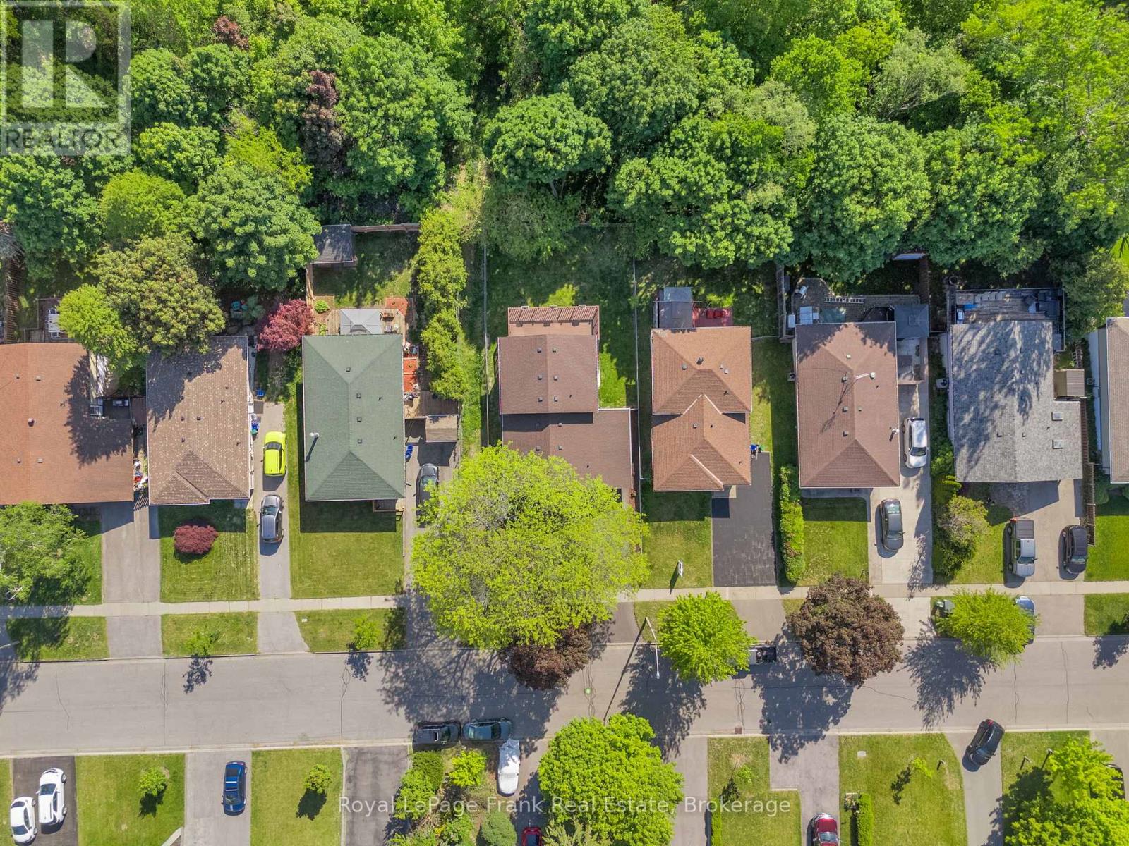 576 ANNANDALE STREET - 14
