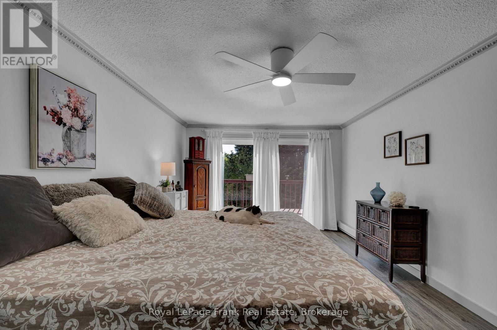 576 ANNANDALE STREET - 42
