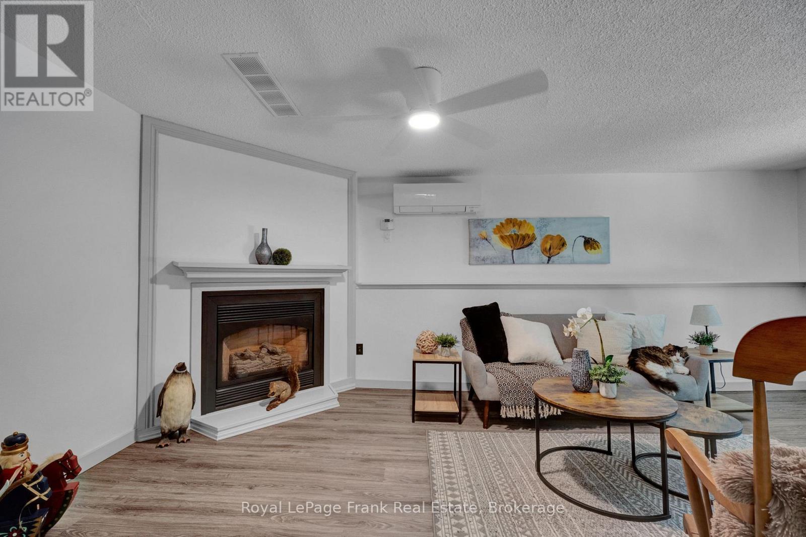 576 ANNANDALE STREET - 43