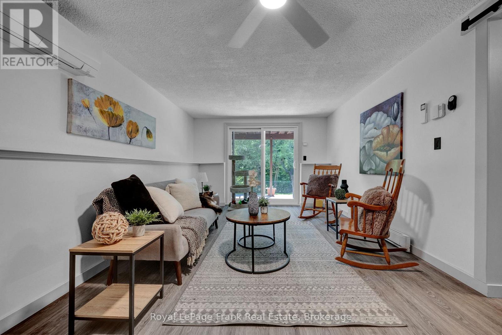 576 ANNANDALE STREET - 44