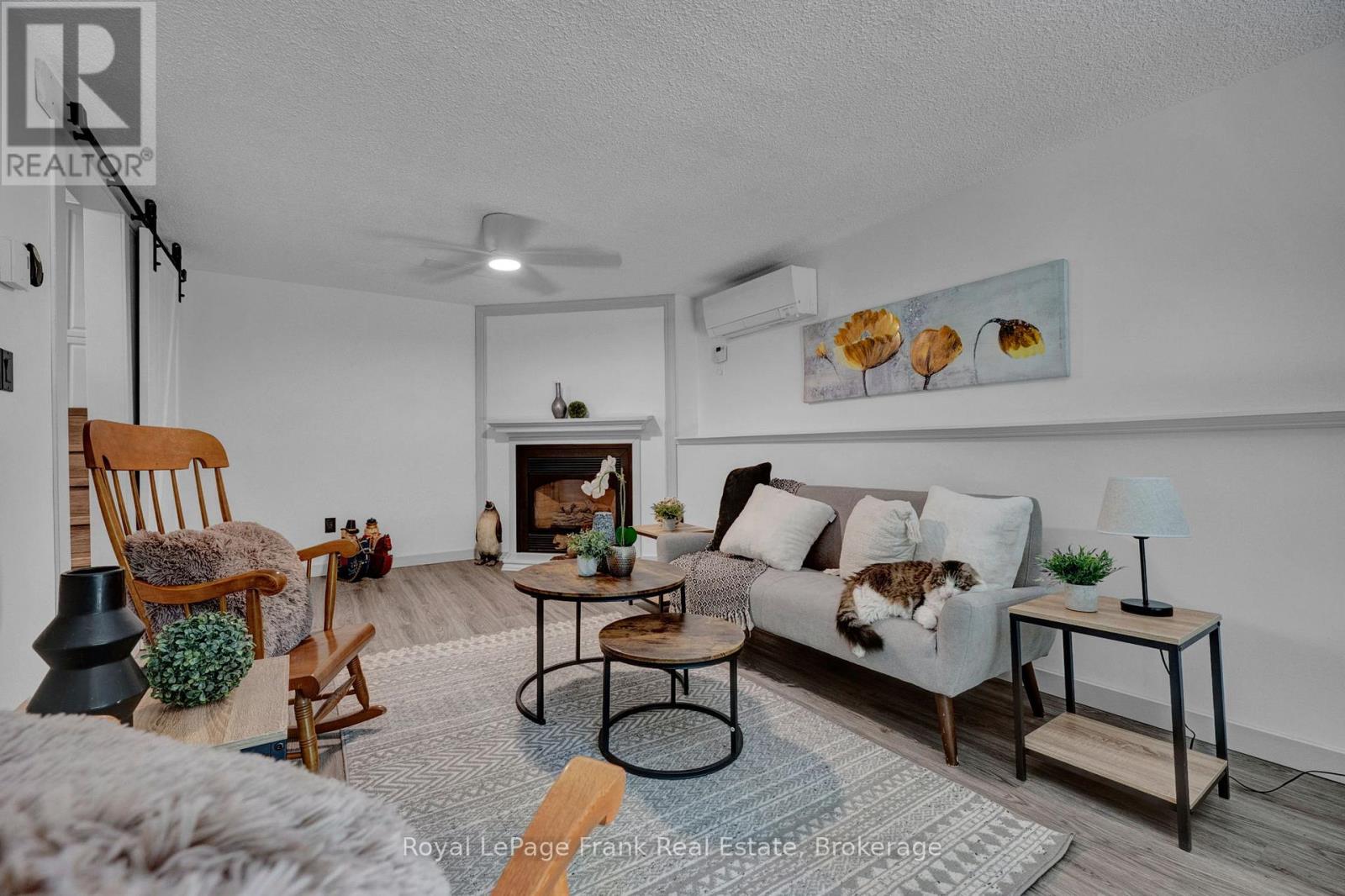 576 ANNANDALE STREET - 46