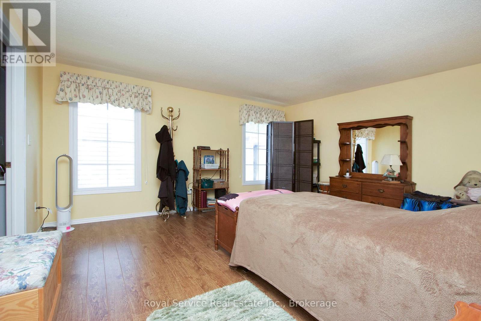 3 FAIRWAY DRIVE - 20