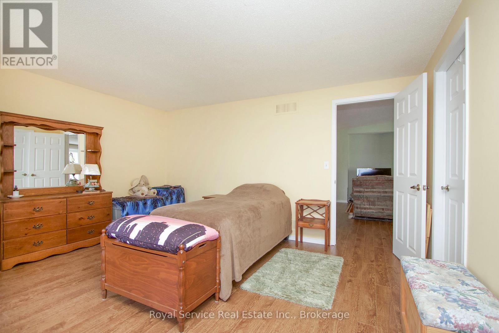 3 FAIRWAY DRIVE - 21