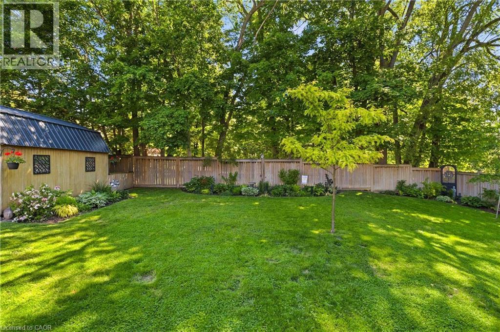 8 TOLHURST Avenue - 42