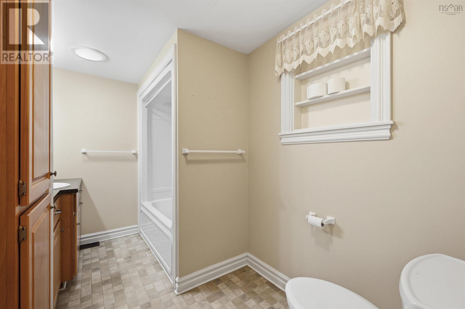 Property 28 of 49 of 16 Miller Road