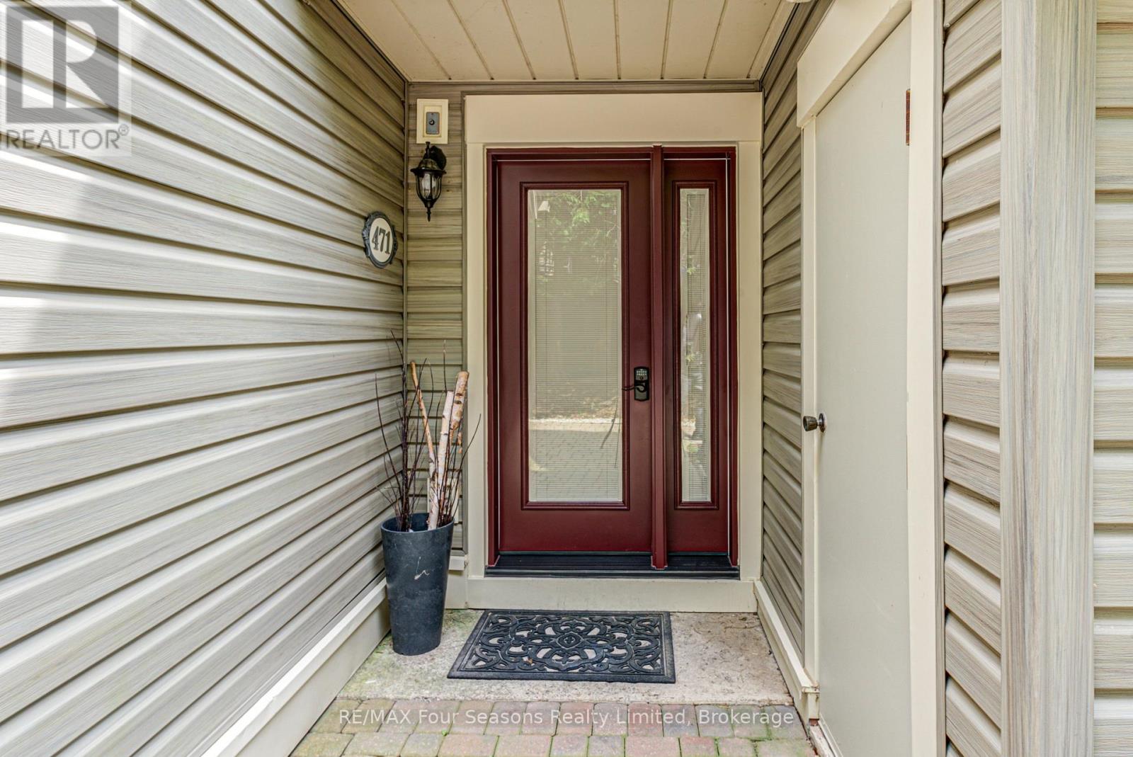 471 OXBOW CRESCENT - 3
