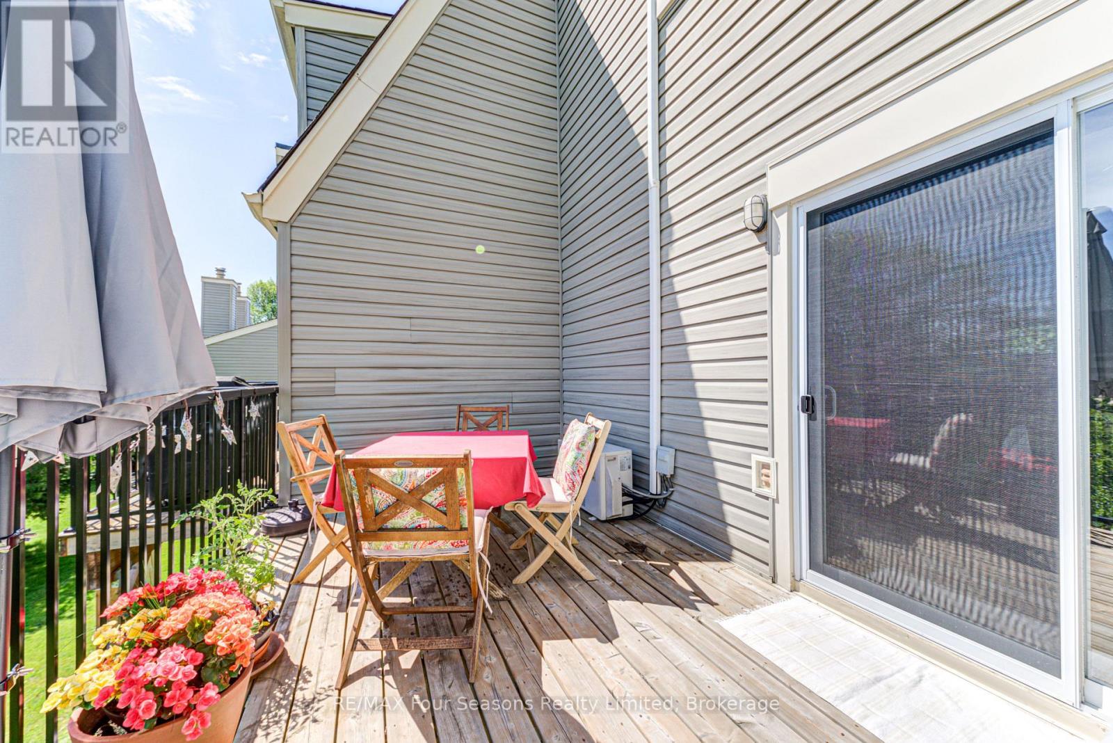 471 OXBOW CRESCENT - 31