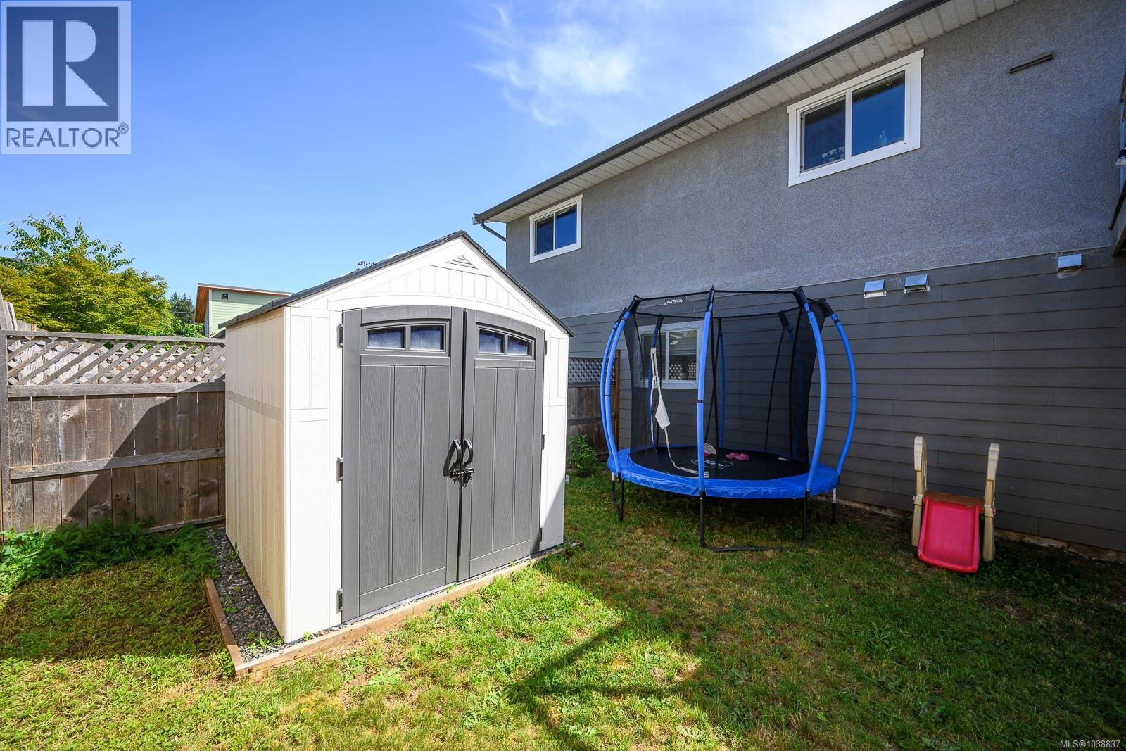 3303 Seventh St - 52