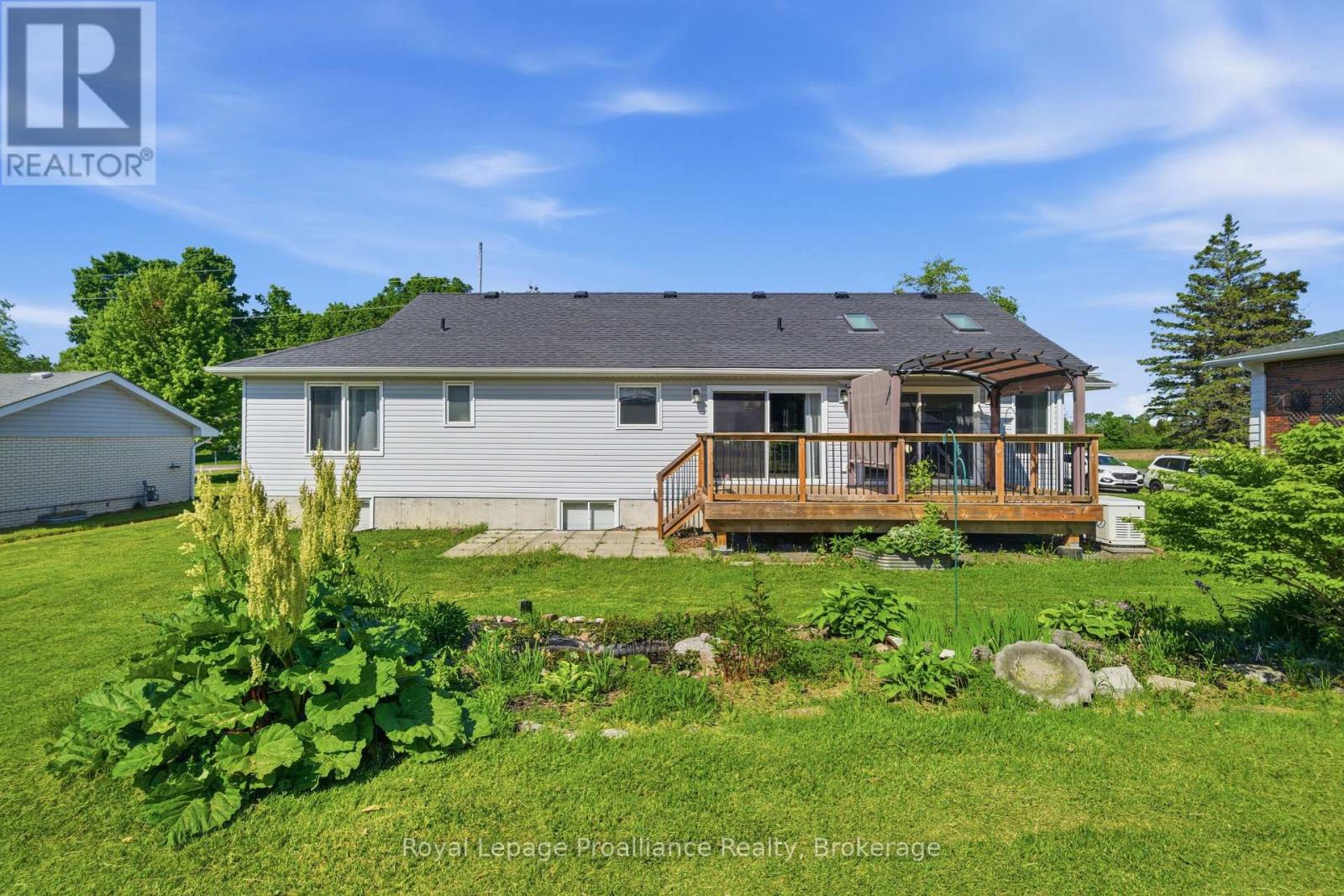 568 WHITES ROAD - 44