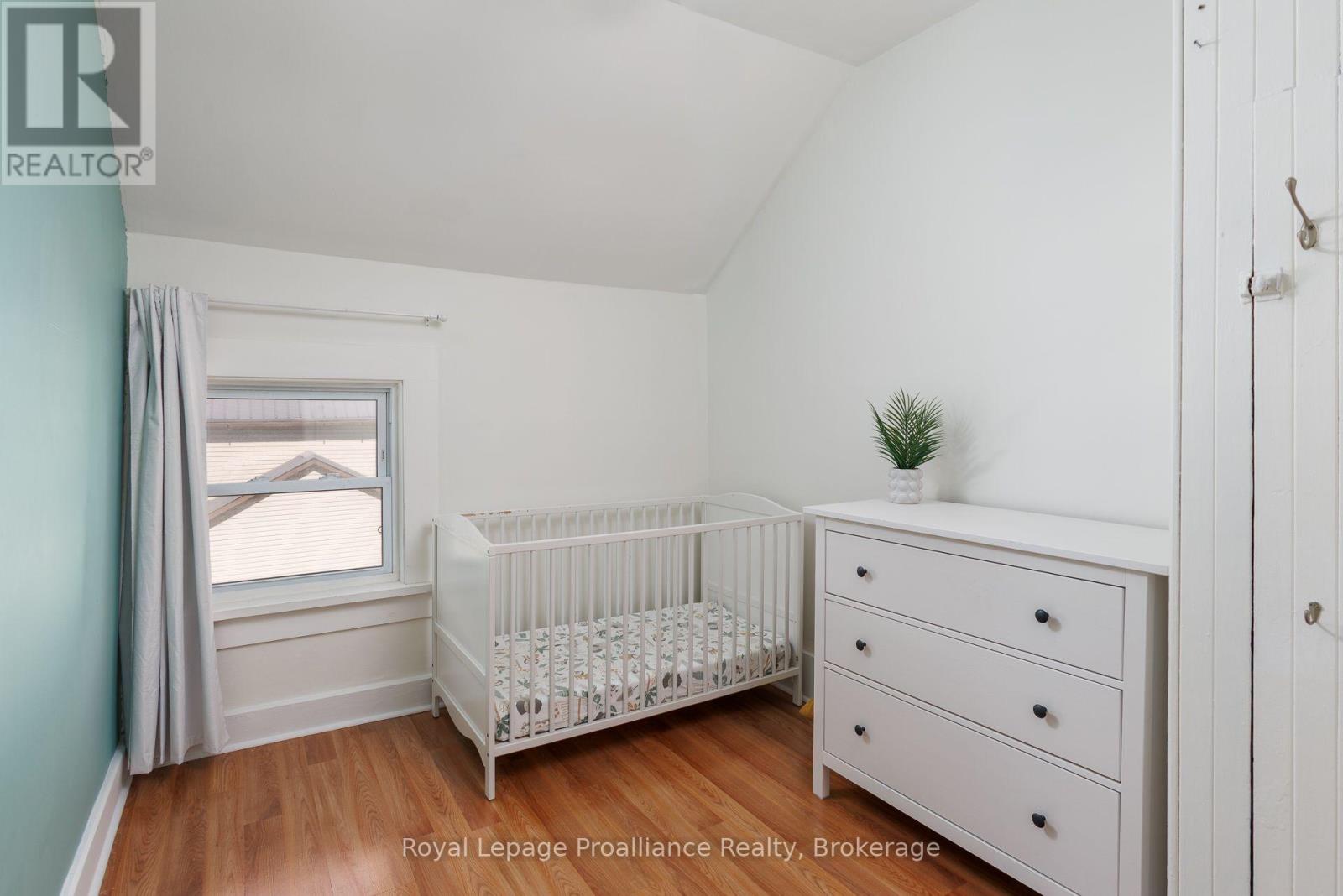 7 SIMMONS STREET - 15