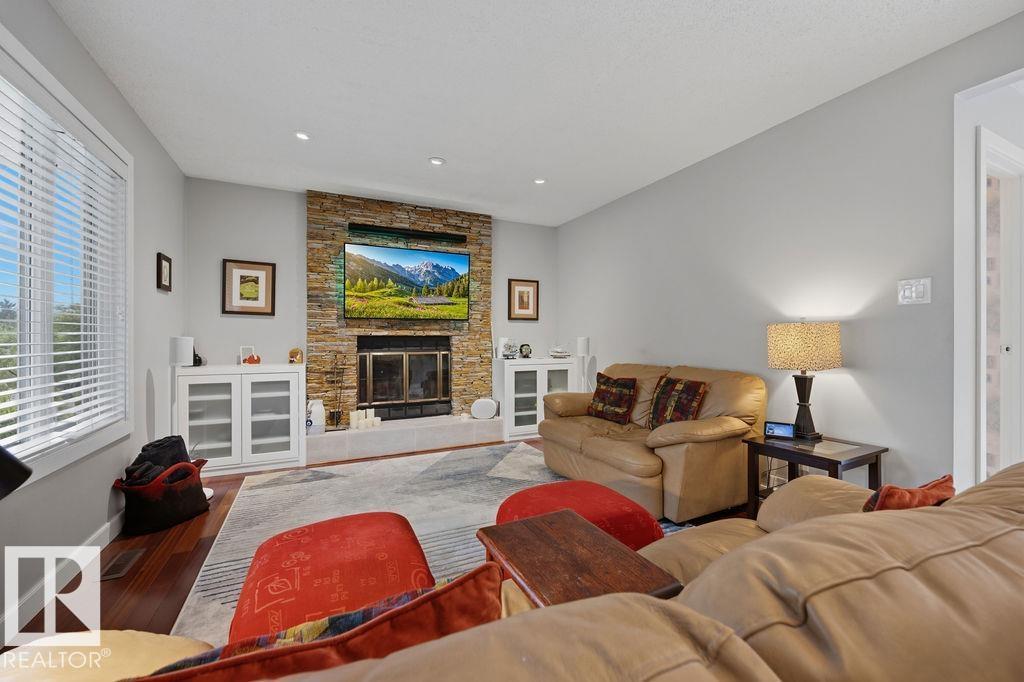 31 WENTWORTH CR — photo 17