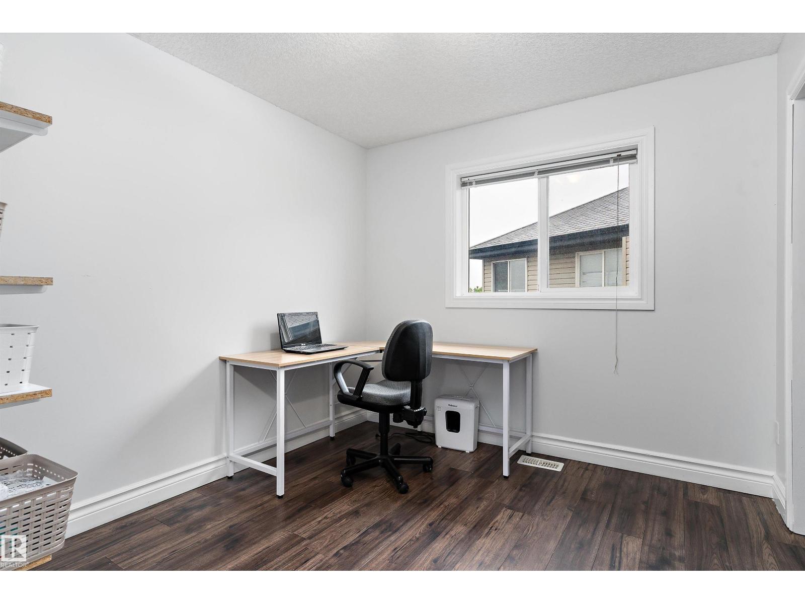 16609 58A ST NW - 32