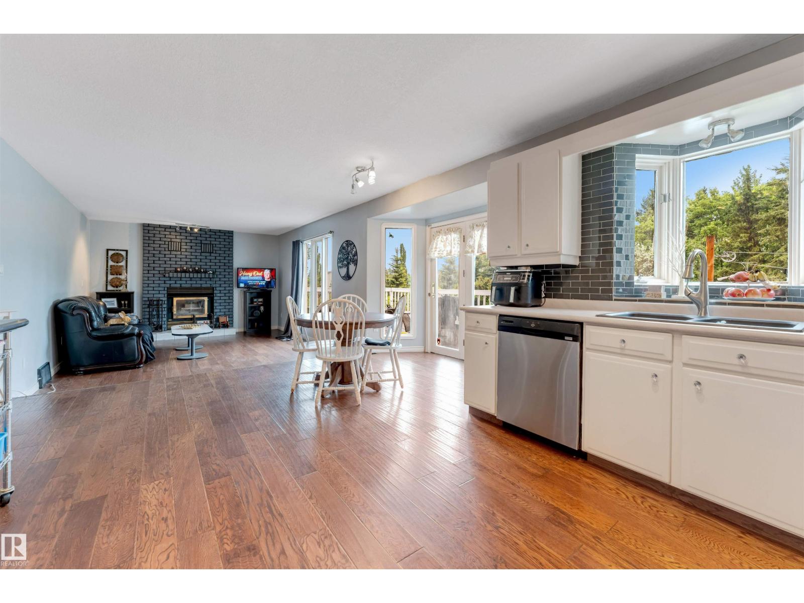 #390 50512 RGE RD 245 - 23