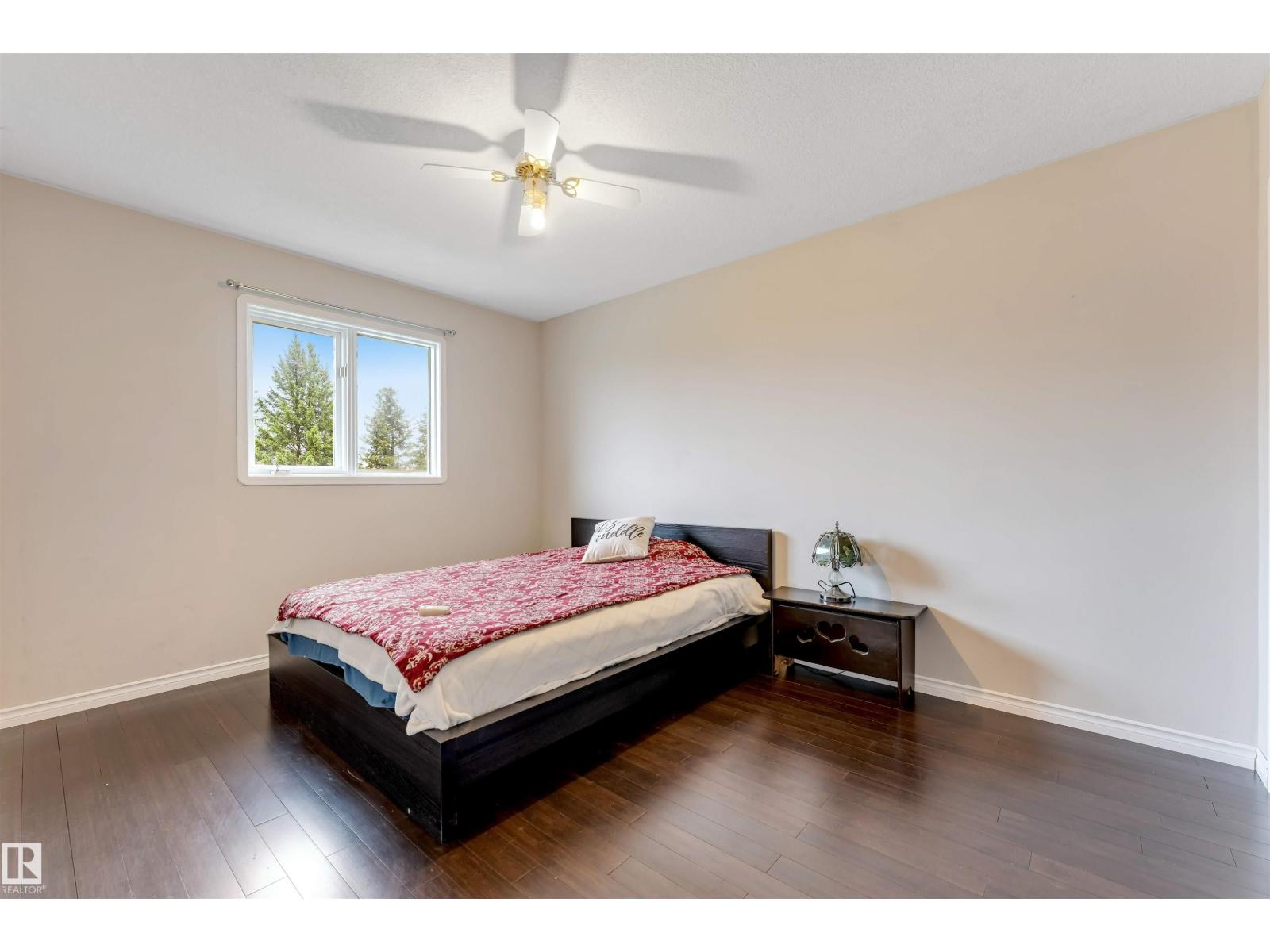 #390 50512 RGE RD 245 - 42