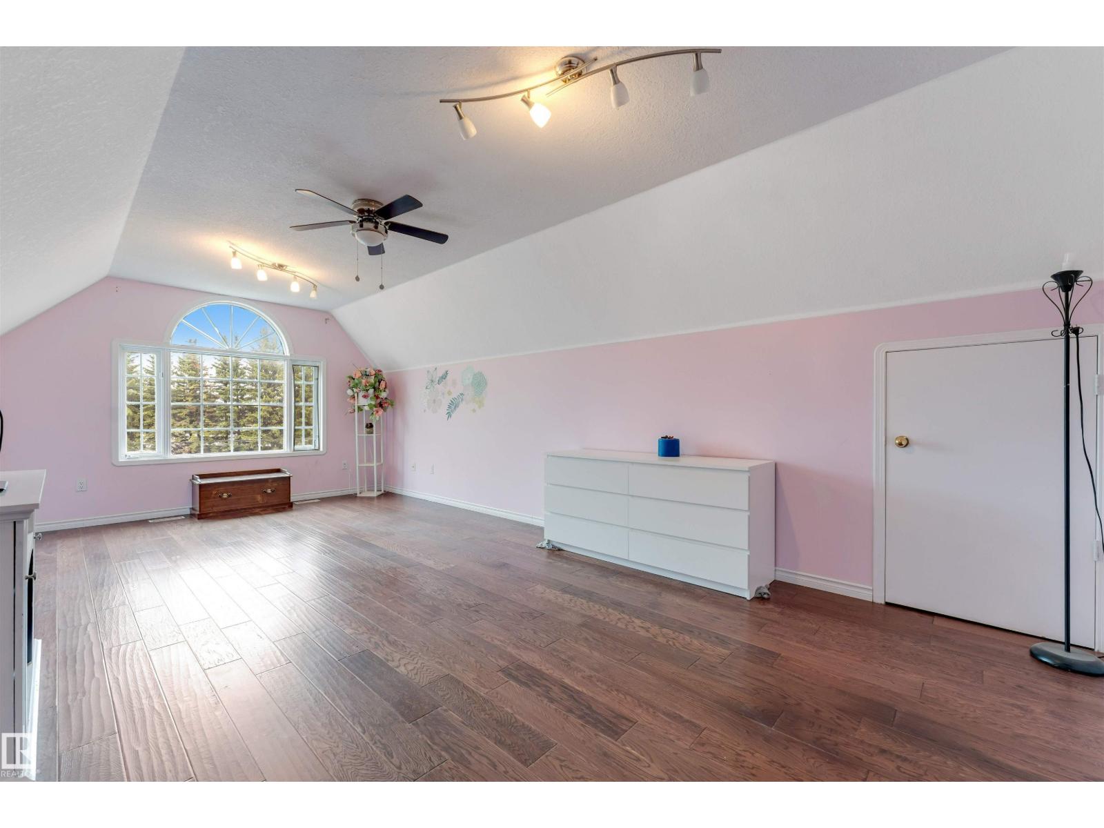 #390 50512 RGE RD 245 - 45