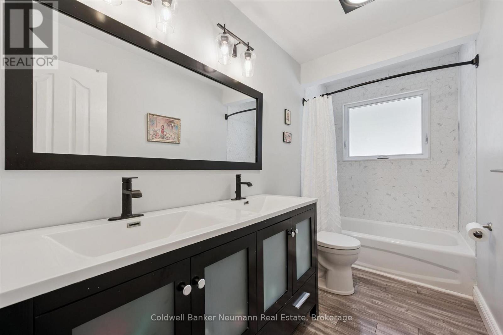153 HARRIS STREET - 21
