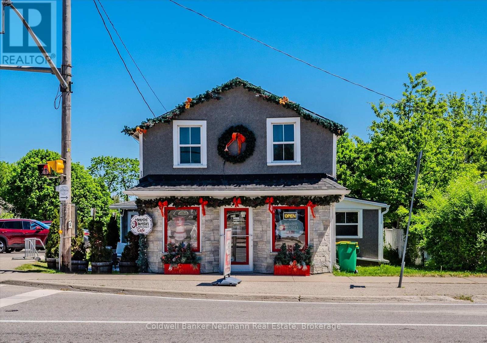 153 HARRIS STREET - 38
