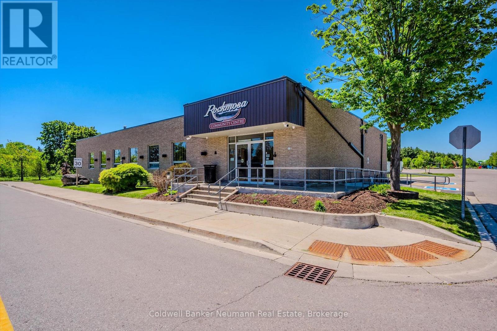 153 HARRIS STREET - 39