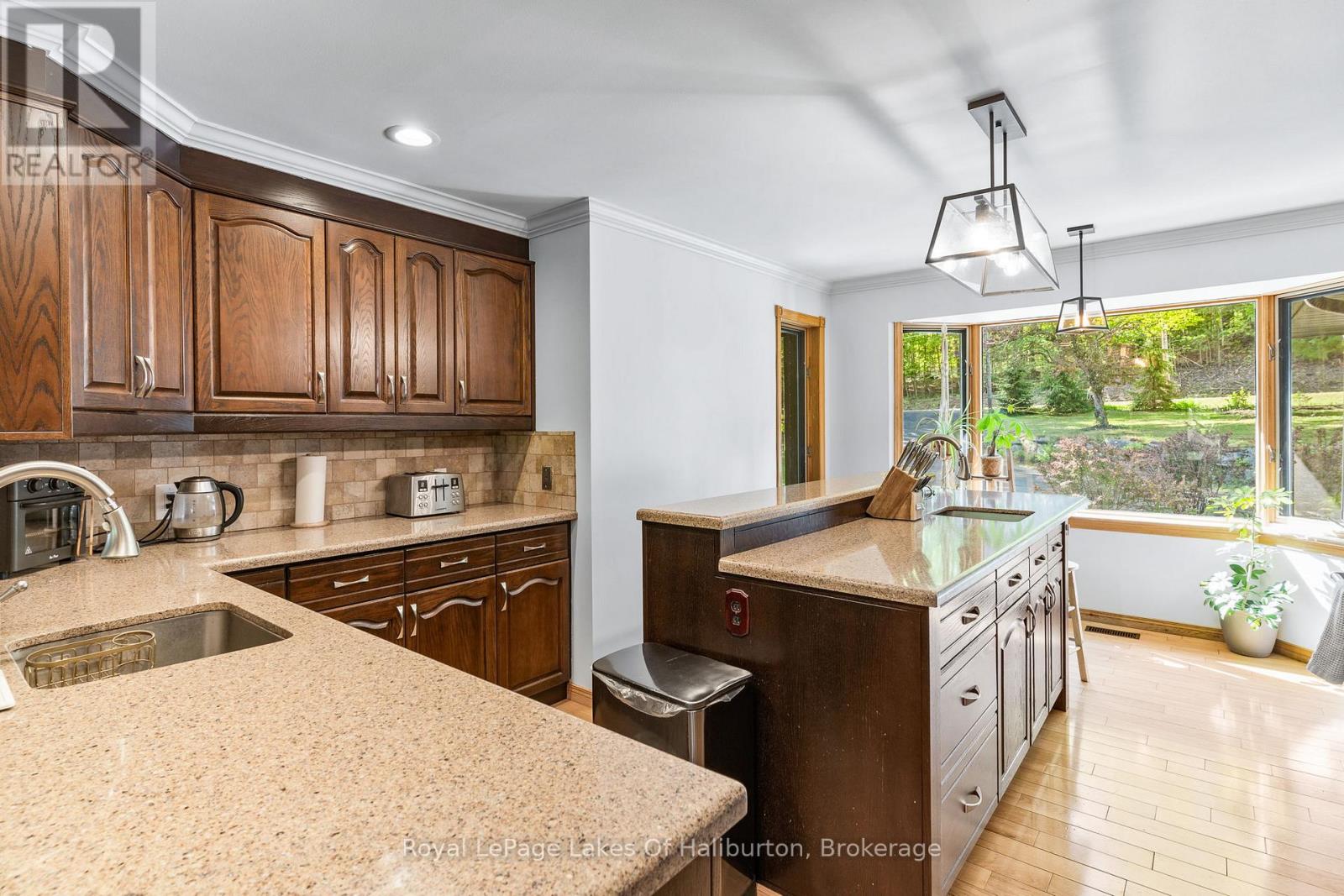 2697 KASHAGAWIGAMOG LAKE ROAD - 16