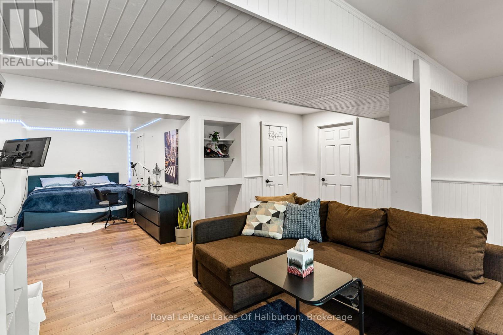 2697 KASHAGAWIGAMOG LAKE ROAD - 33