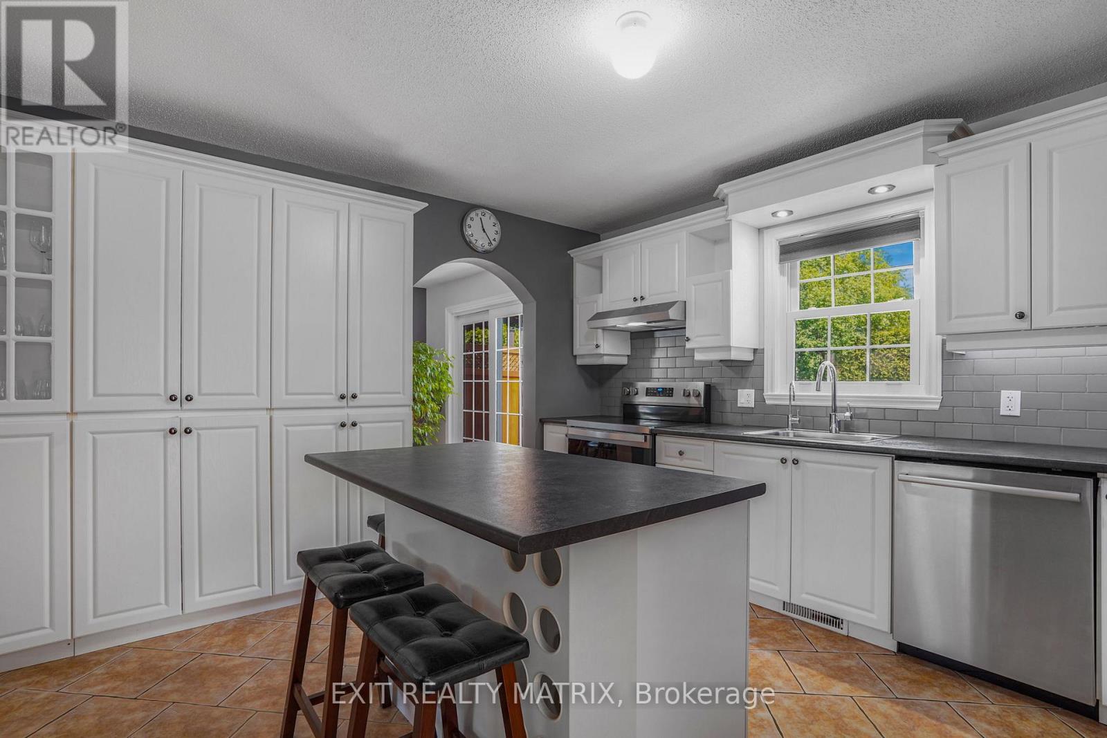 1045 SIDNEY STREET - 14
