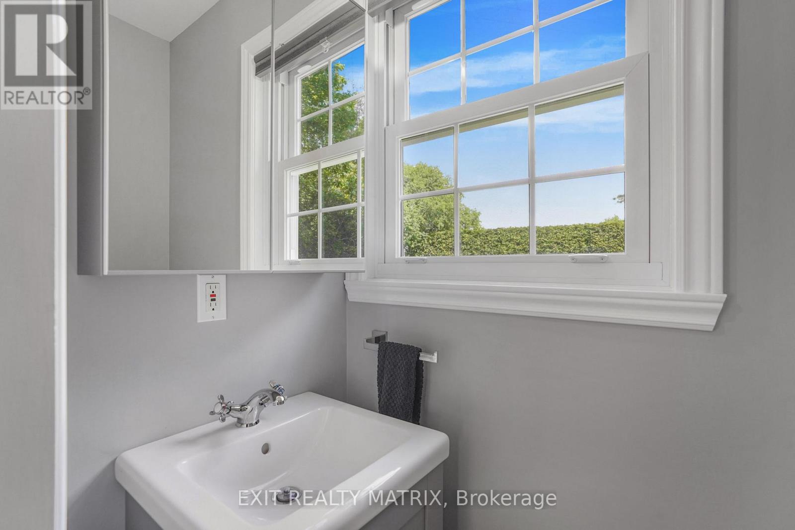 1045 SIDNEY STREET - 16