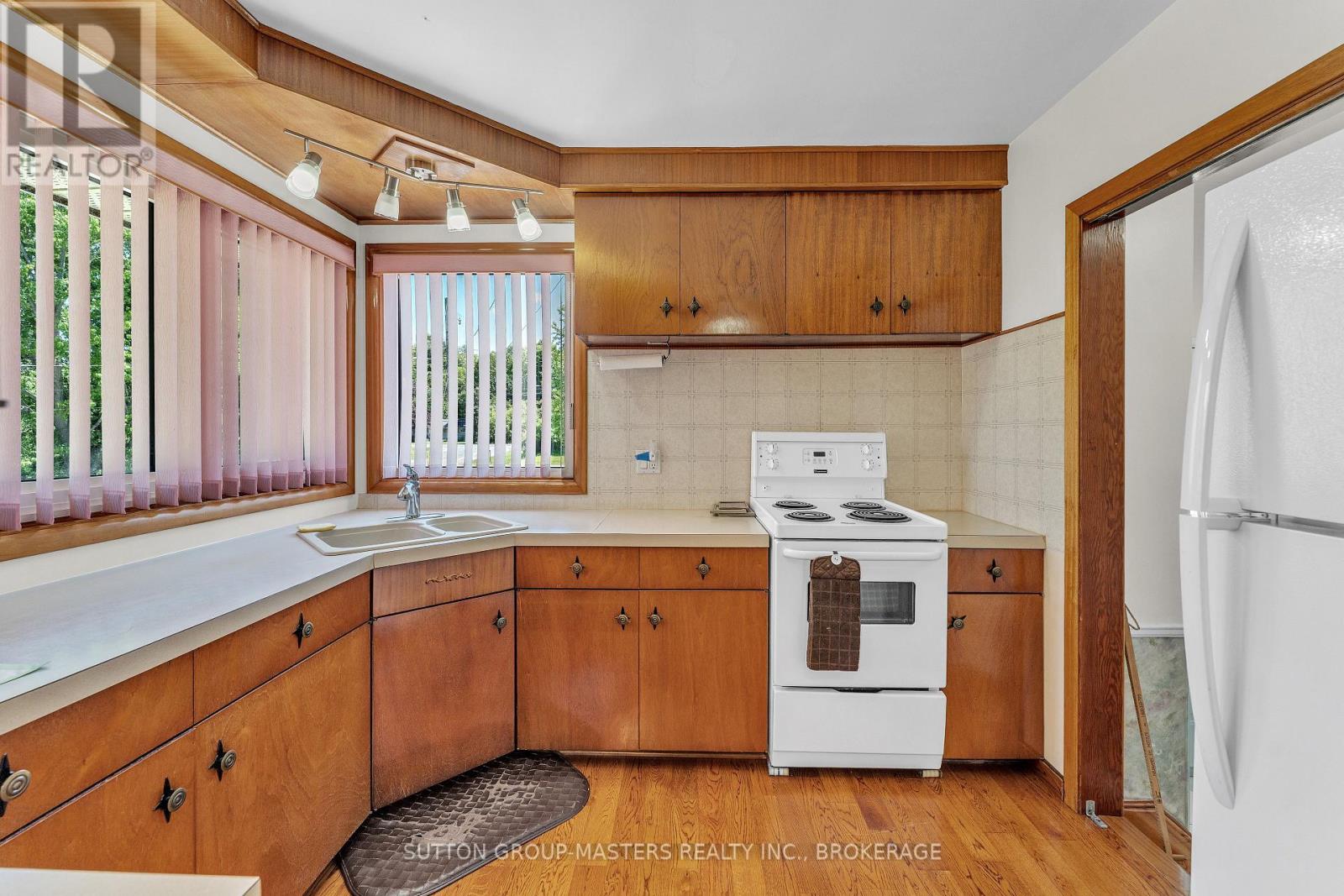 4267 EASY STREET - 14