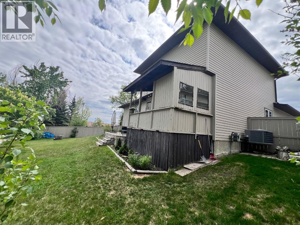 436 Ranchridge Bay NW - 38