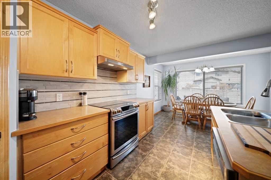 190 Brightonstone Bay SE - 5