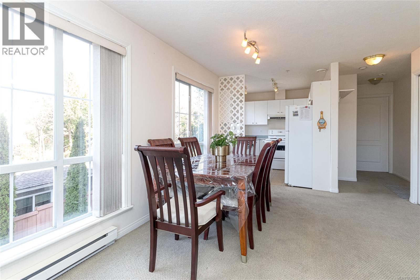 101 3133 Tillicum Rd, Saanich