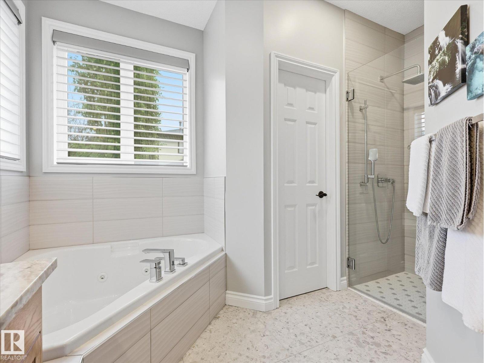 5 LAFLEUR DR — photo 24