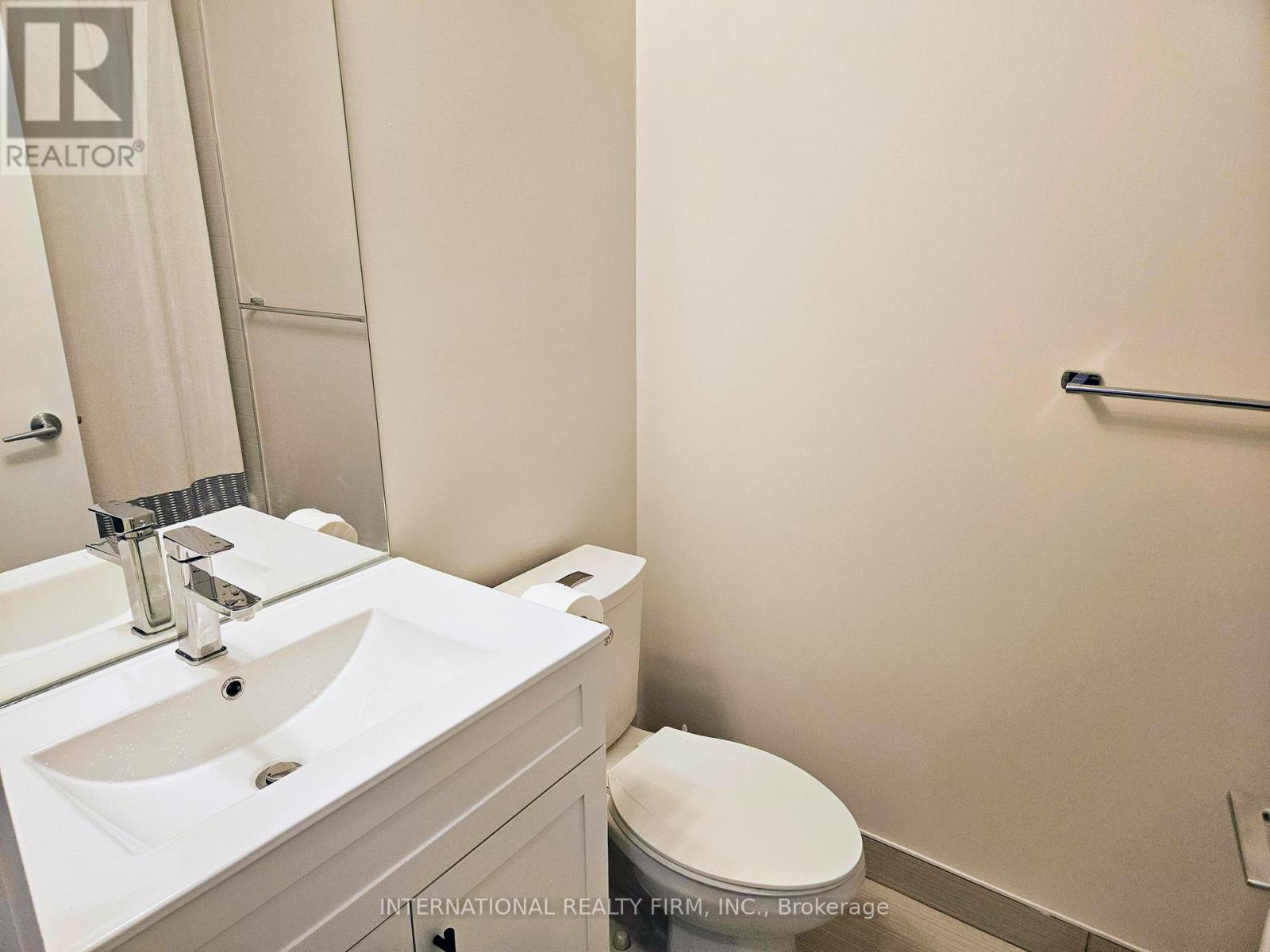 #204 66 FOREST MANOR ROAD - 15