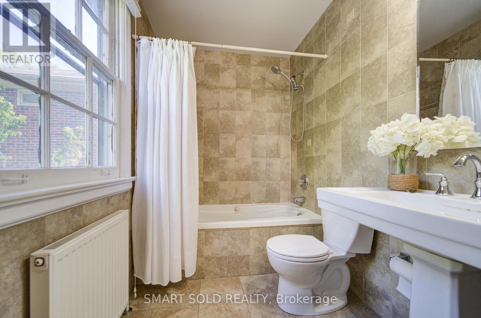 29 HIGHBOURNE ROAD - 23