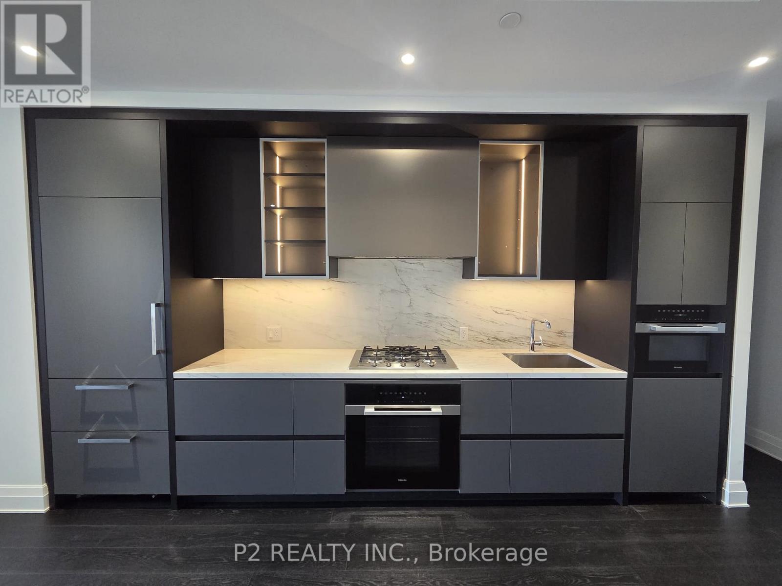 #407 2 FOREST HILL ROAD - 1