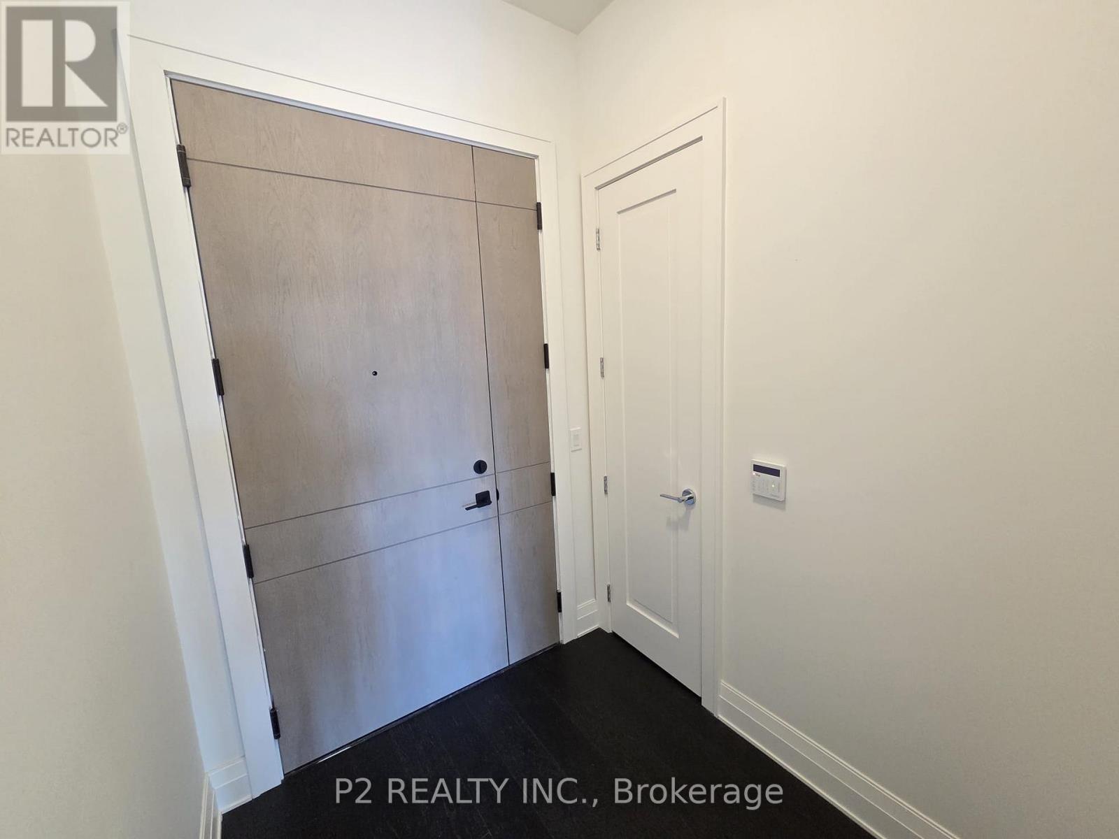 #407 2 FOREST HILL ROAD - 9