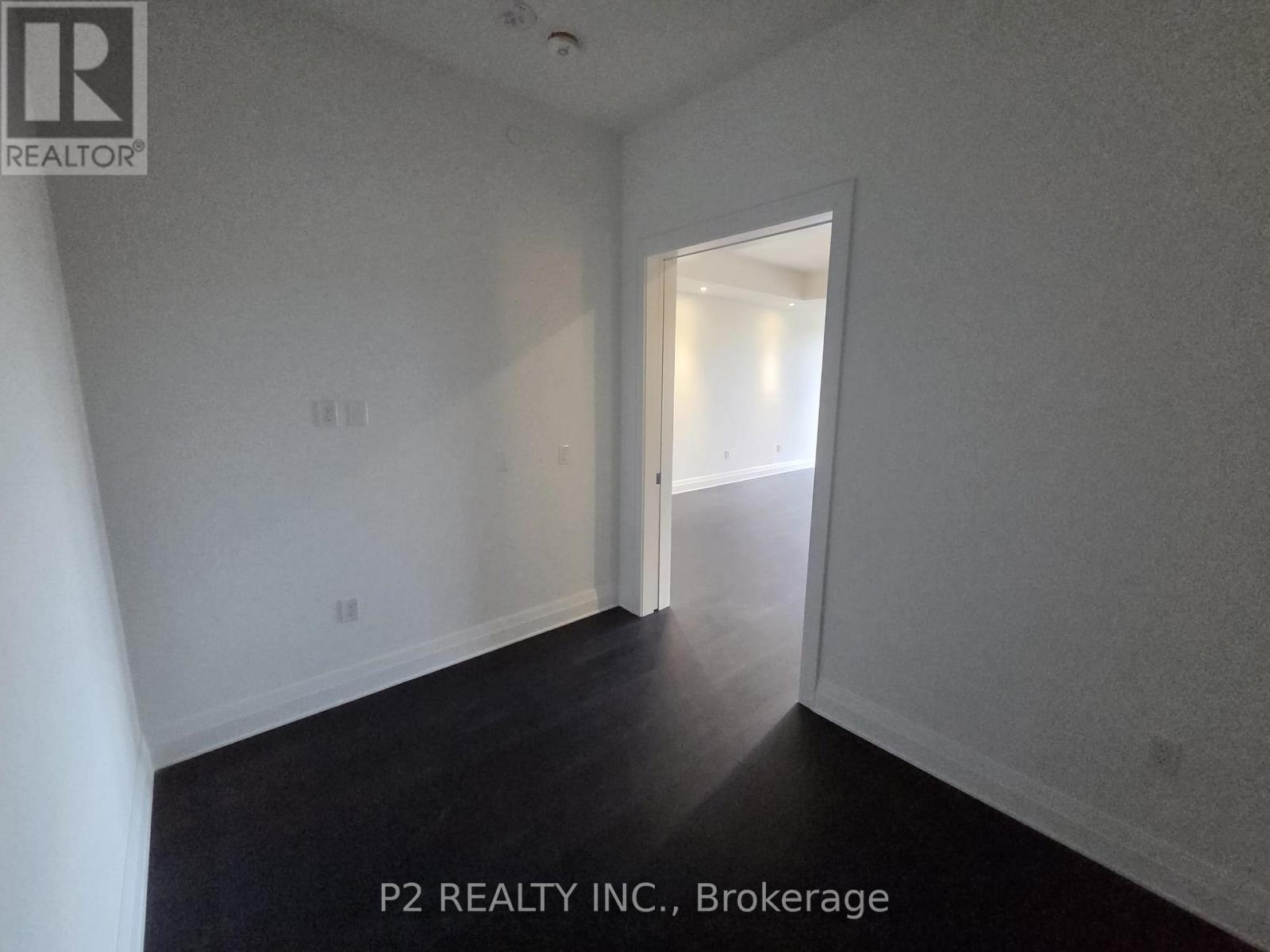 #406 2 FOREST HILL ROAD - 16