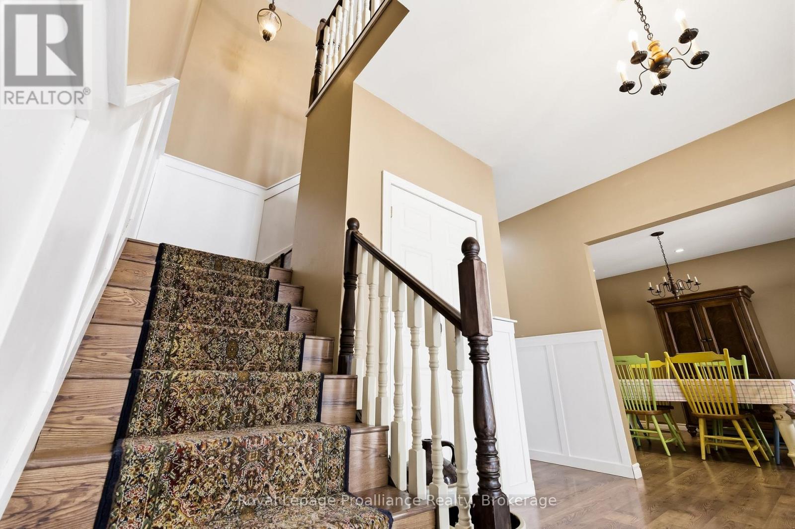 3937 LAROSE CRESCENT - 27