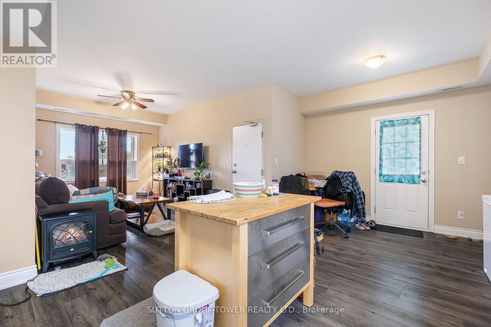 750 ALBERT STREET - 21