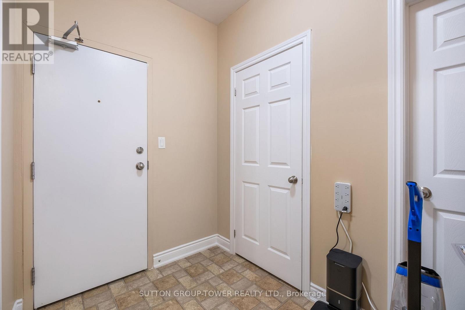 750 ALBERT STREET - 25