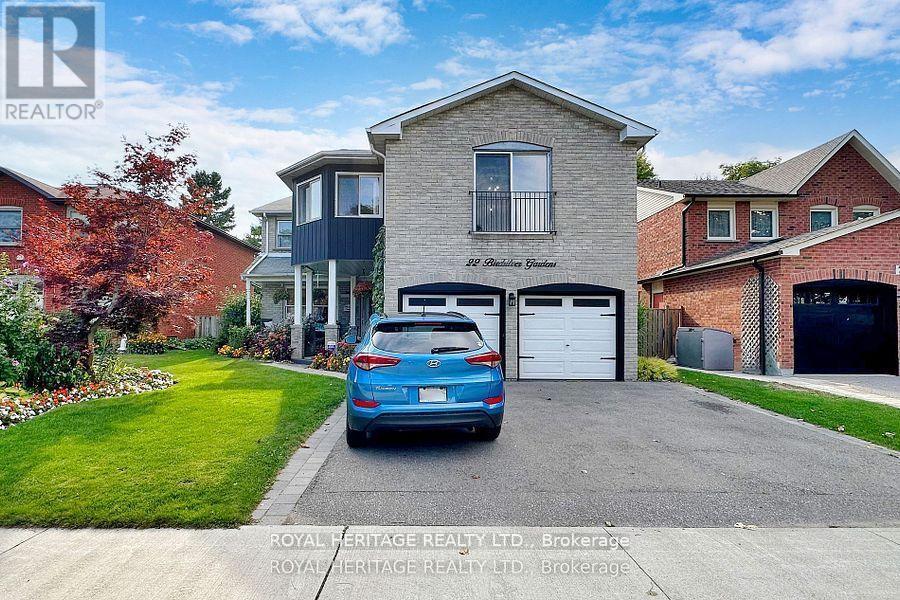 Listing photo of 22 BIRDSILVER GARDENS N