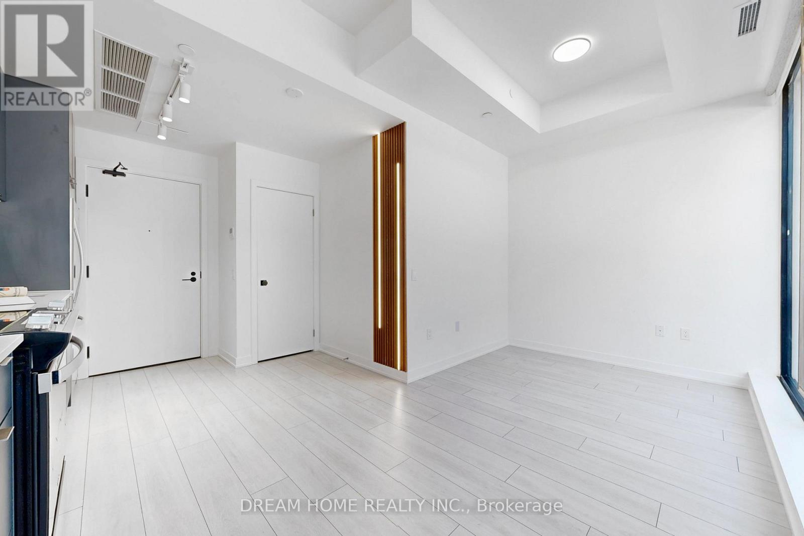 #138 1612 CHARLES STREET - 7
