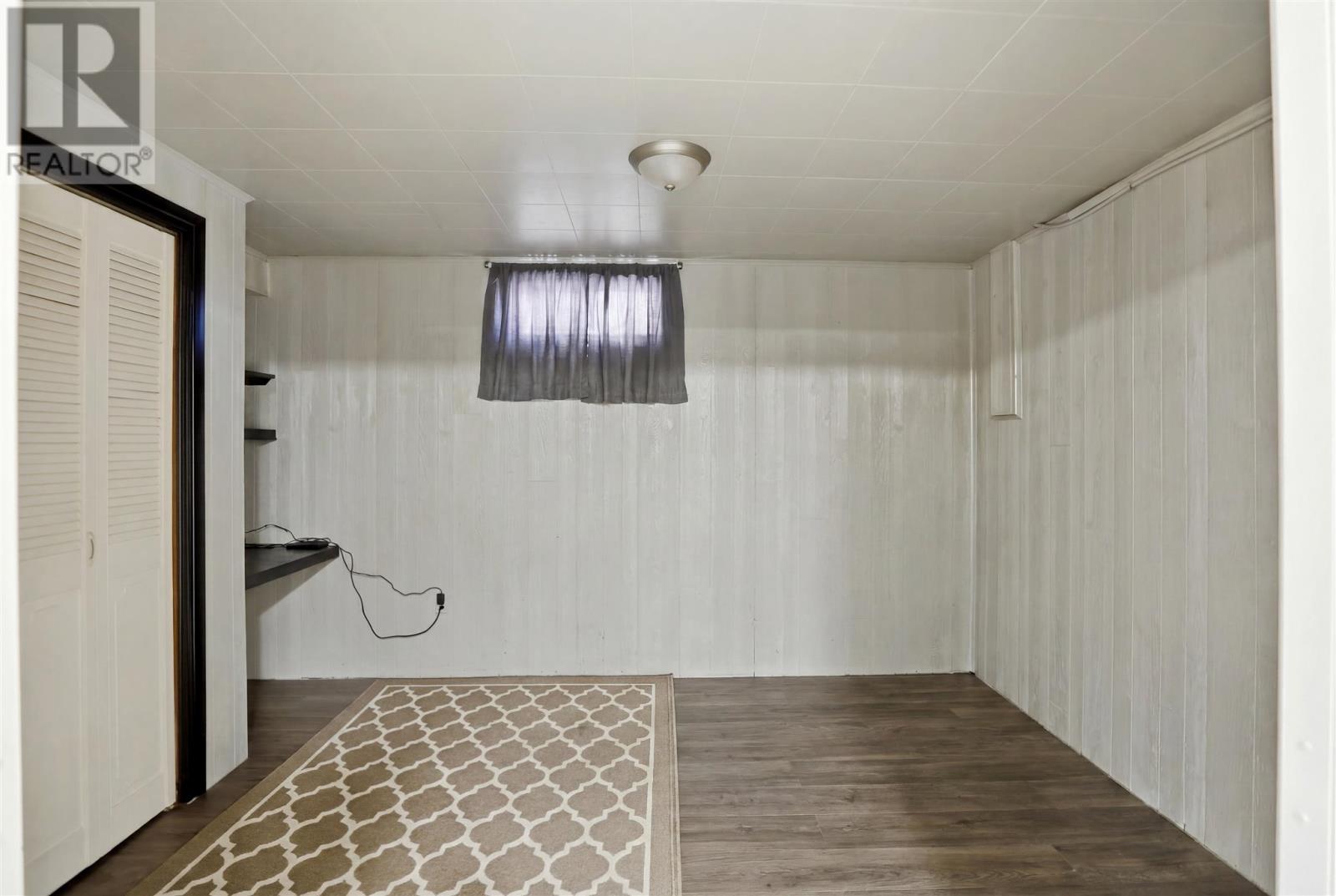 271 Chambers AVE - 31