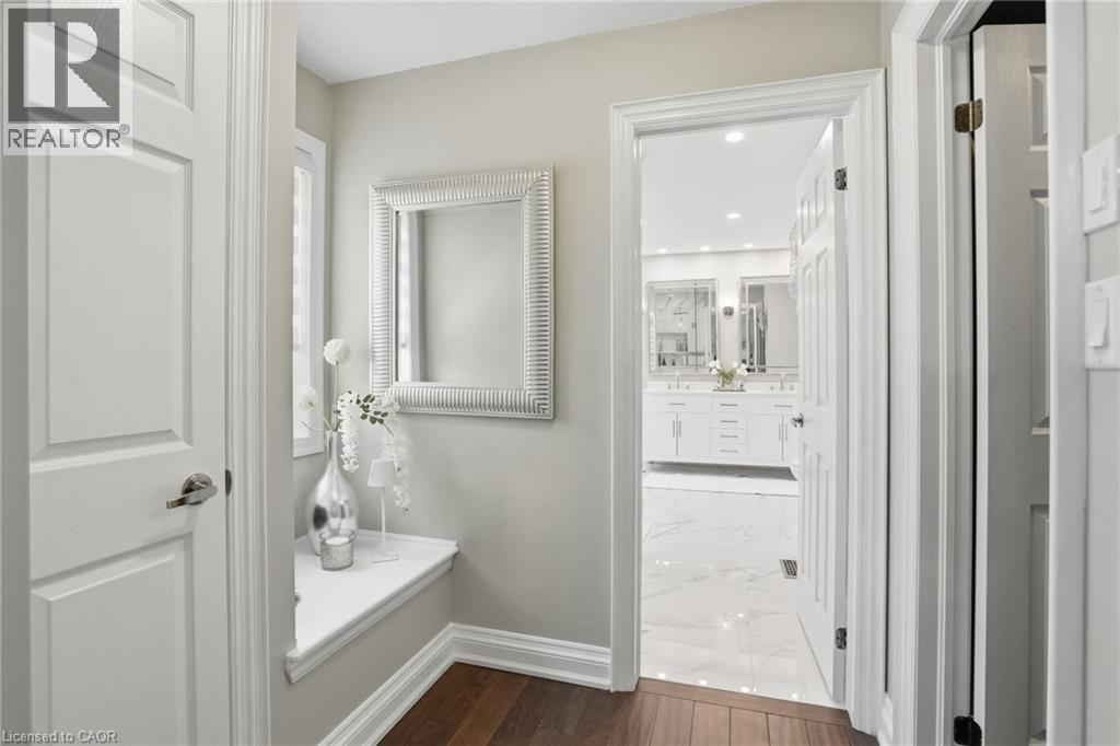 418 MONTREAL Circle - 22