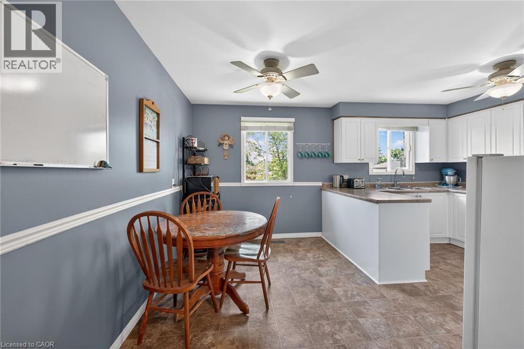 12 WILLOW GLEN Drive - 13