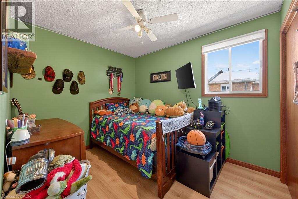 12 WILLOW GLEN Drive - 18