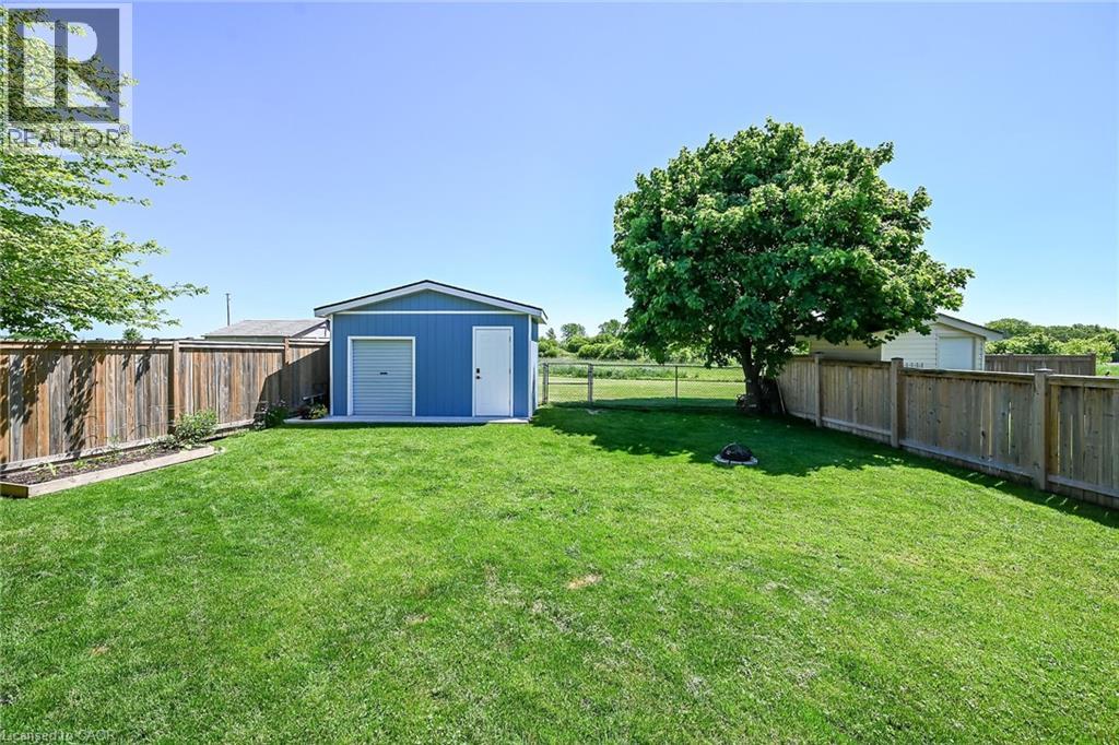 12 WILLOW GLEN Drive - 32