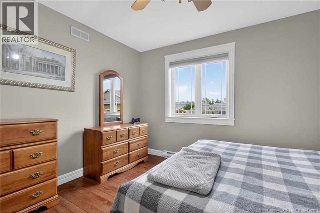 #1 112 Kedgwick Drive - 14