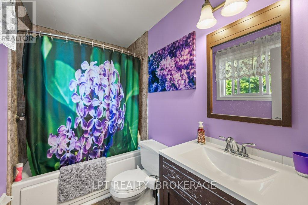 994 UXBRIDGE CRESCENT - 15