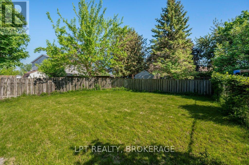 994 UXBRIDGE CRESCENT - 29